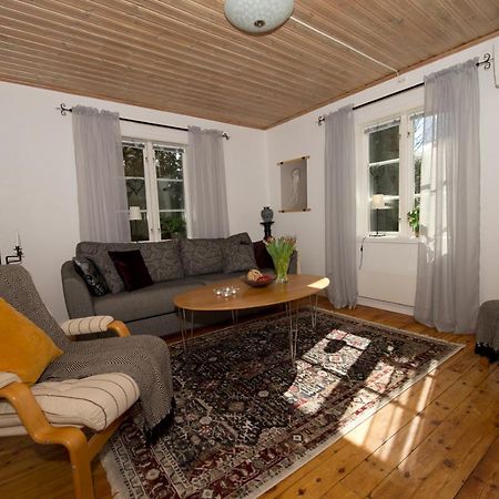 Naturskoent Boende Naera Skoevde Bagian luar foto